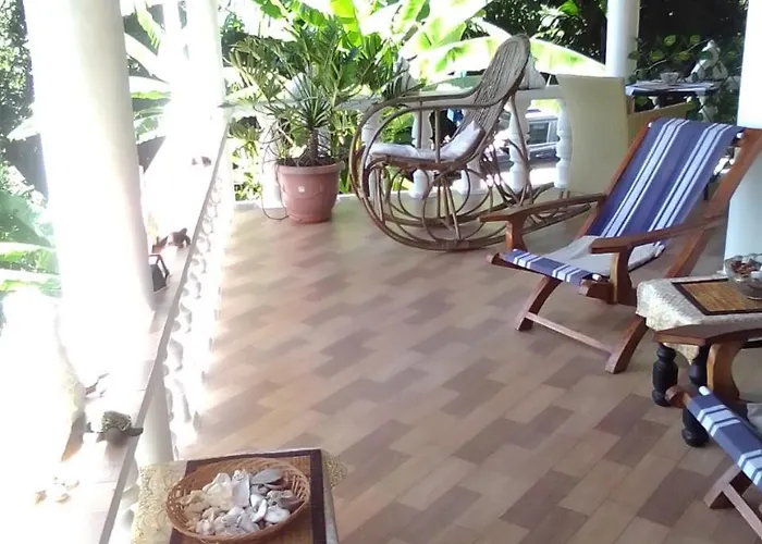 Tandif Sea View Bed & Breakfast Takamaka